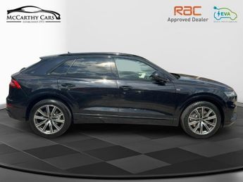 Audi Q8 TFSIe V6 S line