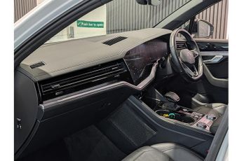 Volkswagen Touareg TSI V6 Black Edition