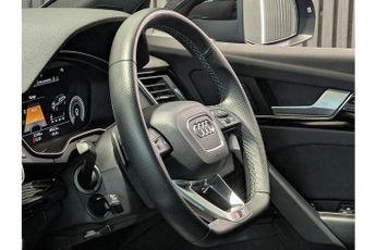 Audi Q5 TFSIe Black Edition