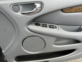 Jaguar X-Type 2.0D SE Estate 5dr Diesel Manual (154 g/km, 128 bhp)