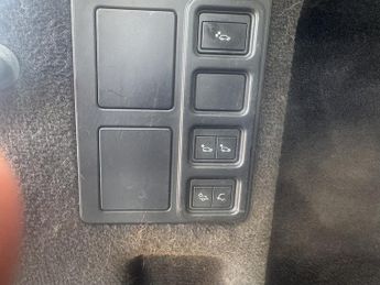 Land Rover Discovery 3.0 SD V6 HSE SUV 5dr Diesel Auto 4WD Euro 6 (s/s) (306 ps)