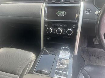 Land Rover Discovery 3.0 SD V6 HSE SUV 5dr Diesel Auto 4WD Euro 6 (s/s) (306 ps)