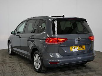 Volkswagen Touran TSI EVO SE Family