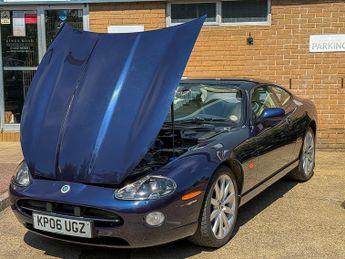 Jaguar XK8 S