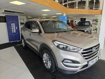 Hyundai Tucson 2.0 CRDi SE Nav SUV 5dr Diesel Auto 4WD Euro 6 (136 ps)