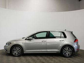 Volkswagen Golf TSI EVO SE