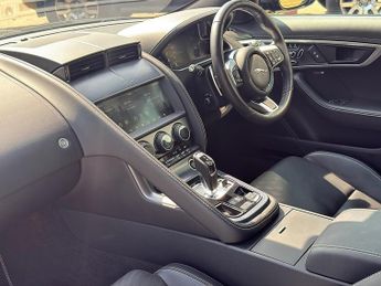 Jaguar F-Type V8 R-Dynamic