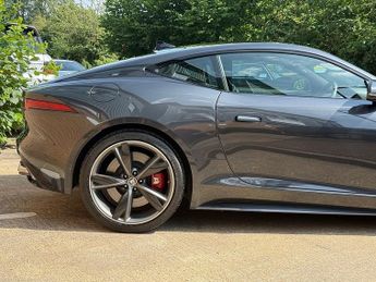 Jaguar F-Type V8 R-Dynamic