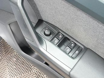 SEAT Arona TSI XPERIENCE