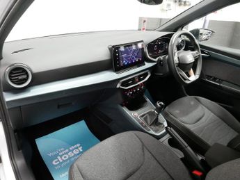 SEAT Arona TSI XPERIENCE