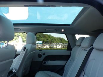 Land Rover Range Rover Sport SD V6 HSE