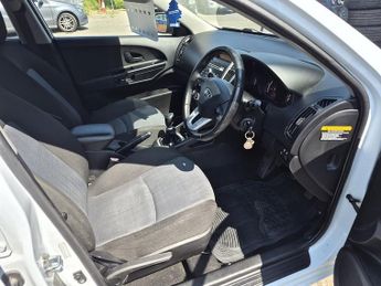Kia Ceed CRDi 2