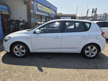 Kia Ceed CRDi 2