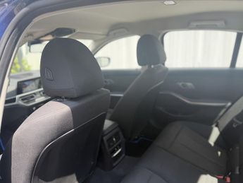 BMW 3 Series 2.0 330e 12kWh SE Pro Saloon 4dr Petrol Plug-in Hybrid Auto Euro