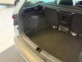 Skoda Karoq 1.6 TDI SE L SUV 5dr Diesel DSG Euro 6 (s/s) (115 ps)