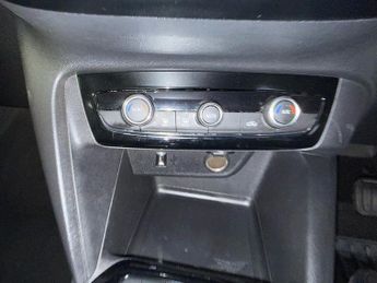 Vauxhall Corsa Electric 50kWh Elite Nav Premium Hatchback 5dr Electric Auto (7.4Kw Charg