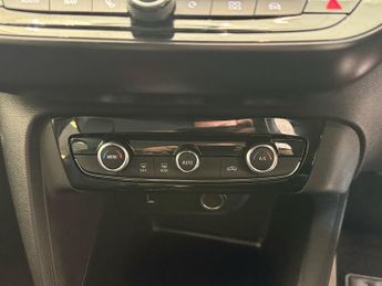 Vauxhall Corsa Electric 50kWh Elite Nav Premium Hatchback 5dr Electric Auto (7.4Kw Charg