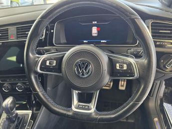 Volkswagen Golf 1.4 TSI 8.7kWh GTE Advance Hatchback 5dr Petrol Plug-in Hybrid D