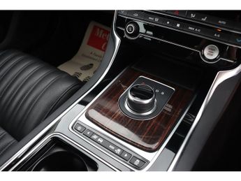 Jaguar XF i Portfolio