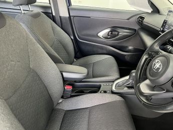 Toyota Yaris Cross VVT-h Icon