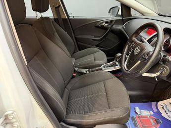 Vauxhall Astra 1.6i SRi Hatchback 5dr Petrol Auto Euro 6 (115 ps)