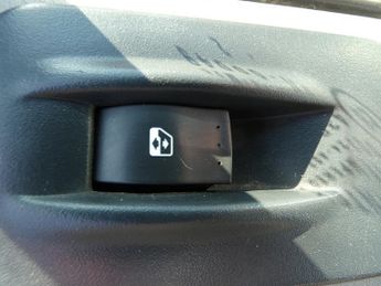 Renault Trafic dCi SL27 eco