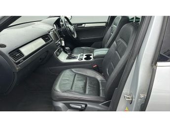 Volkswagen Touareg TDI V6 BlueMotion Tech R-Line
