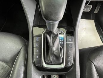 Hyundai IONIQ h-GDi Premium SE