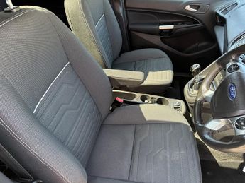 Ford Grand Tourneo Connect 1.5 TDCi Titanium MPV 5dr Diesel Manual Euro 6 (s/s) (120 ps)