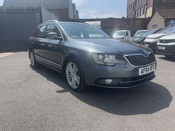 Skoda Superb 2.0 TDI Elegance Estate 5dr Diesel DSG Euro 5 (s/s) (170 ps)