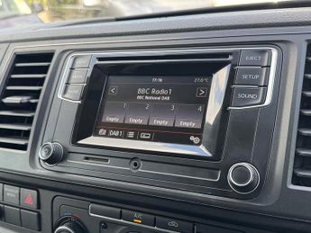 Volkswagen Transporter T6 T30 102 LWB
