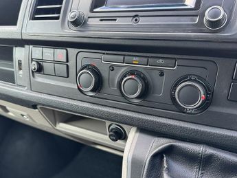 Volkswagen Transporter T6 T30 102 LWB
