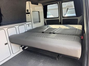 Volkswagen Transporter T6 T30 102 LWB