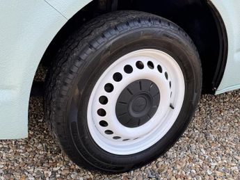 Volkswagen Transporter T6 T30 102 LWB