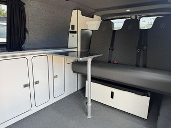 Volkswagen Transporter T6 T30 102 LWB