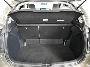 Toyota Yaris VVT-h Excel