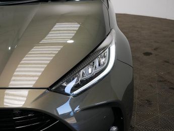 Toyota Yaris VVT-h Excel