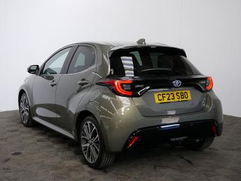 Toyota Yaris VVT-h Excel
