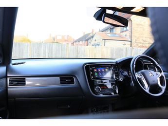 Mitsubishi Outlander h TwinMotor 4h