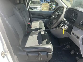 Citroen Dispatch 1.5 BlueHDi 1000 Enterprise M Panel Van 6dr Diesel Manual FWD 2 