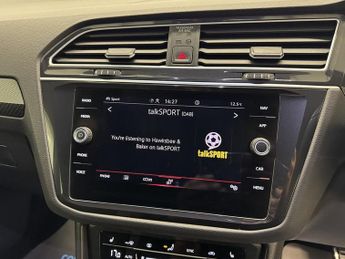 Volkswagen Tiguan 1.5 TSI R-Line DSG Euro 6 (s/s) 5dr