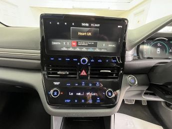 Hyundai IONIQ h-GDi Premium SE