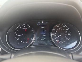 Nissan Qashqai 1.2 DIG-T Tekna SUV 5dr Petrol XTRON 2WD Euro 6 (s/s) (115 ps)