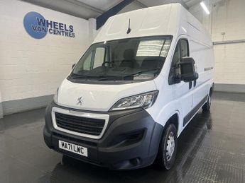 Peugeot Boxer 2.2 BlueHDi 335 Professional Panel Van 5dr Diesel Manual L3 H3 E