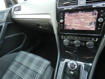 Volkswagen Golf TDI BlueMotion Tech GTD