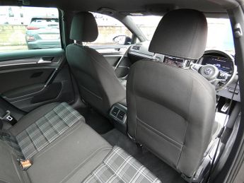 Volkswagen Golf TDI BlueMotion Tech GTD