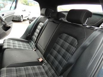 Volkswagen Golf TDI BlueMotion Tech GTD