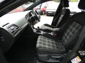 Volkswagen Golf TDI BlueMotion Tech GTD