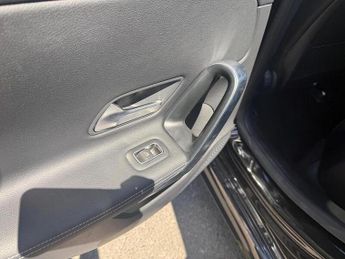 Mercedes-Benz CLA 2.0 CLA220 AMG Line Coupe 4dr Petrol 7G-DCT Euro 6 (s/s) (190 ps