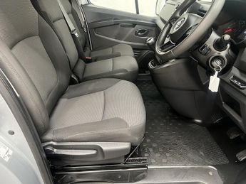 Nissan Primastar 2.0 dCi 28 Acenta Panel Van 5dr Diesel Manual L1 H1 Euro 6 (s/s)